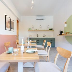 633 Appia Design Room